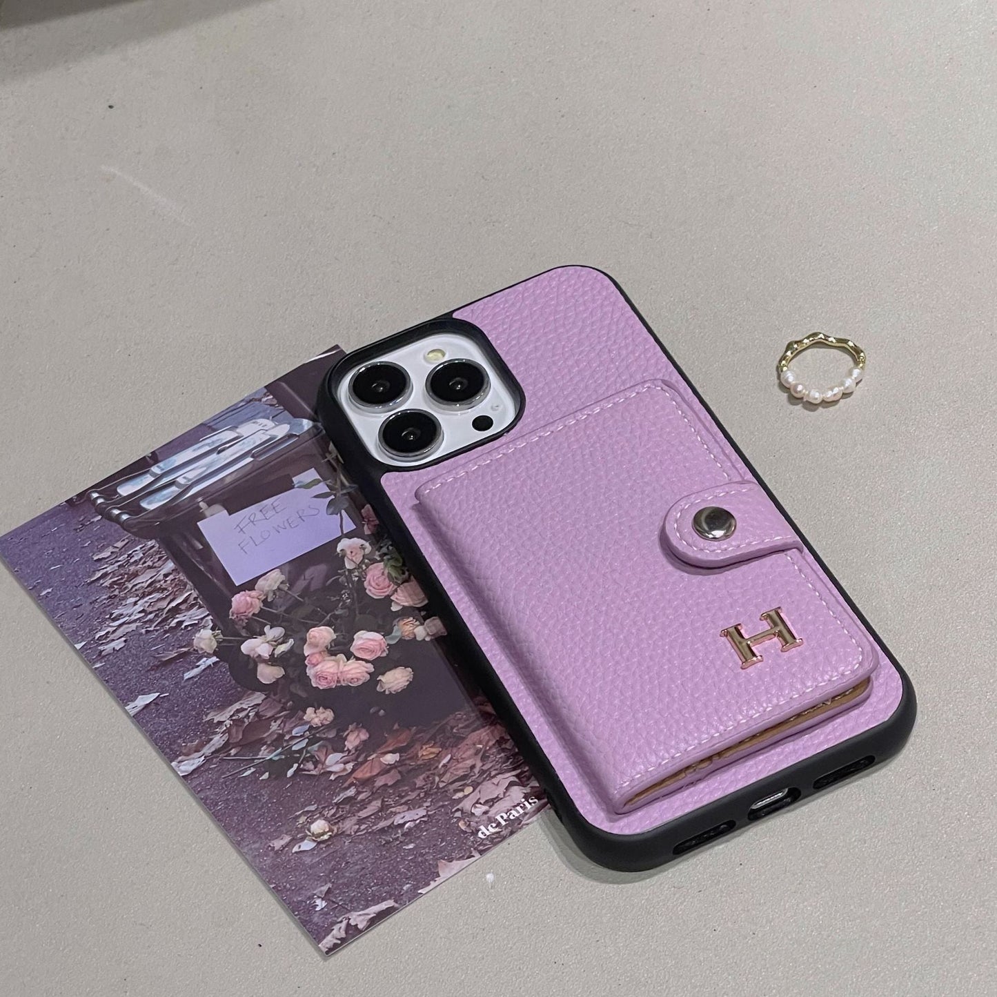 H iPhone-Hülle mit Kartenhalter aus Leder