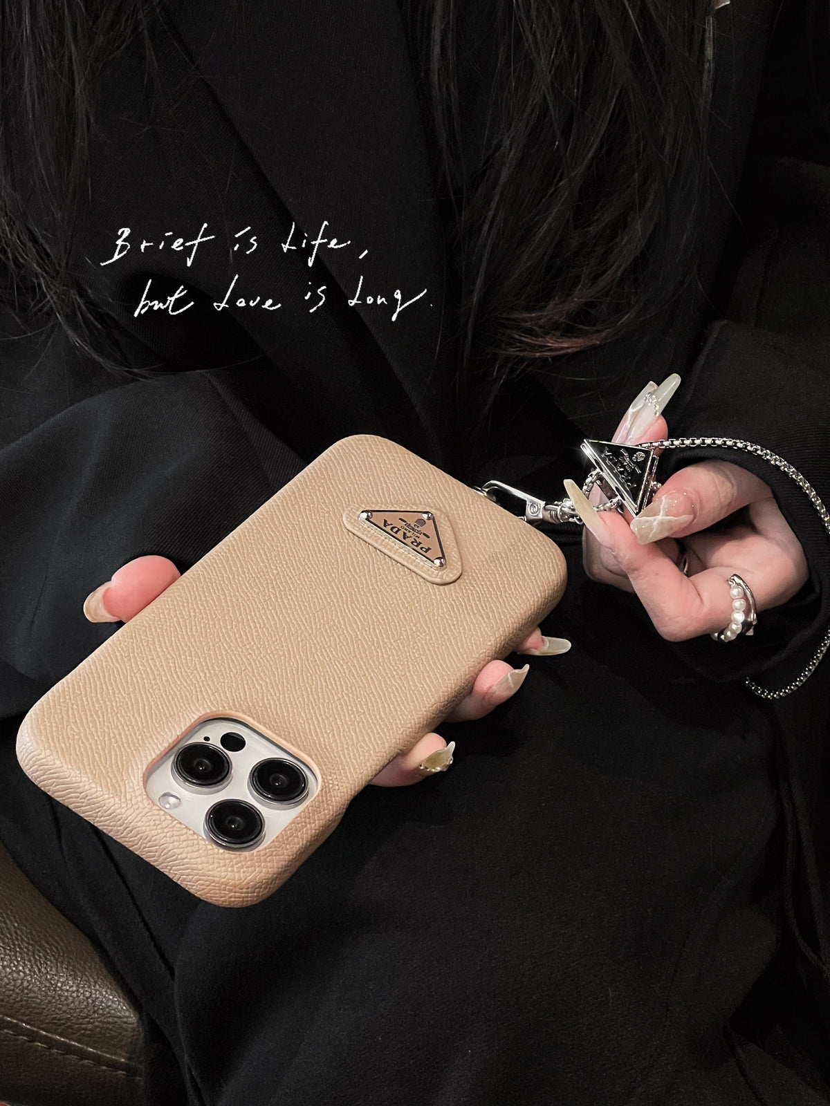 Cás iPhone Crossbody Leathar só