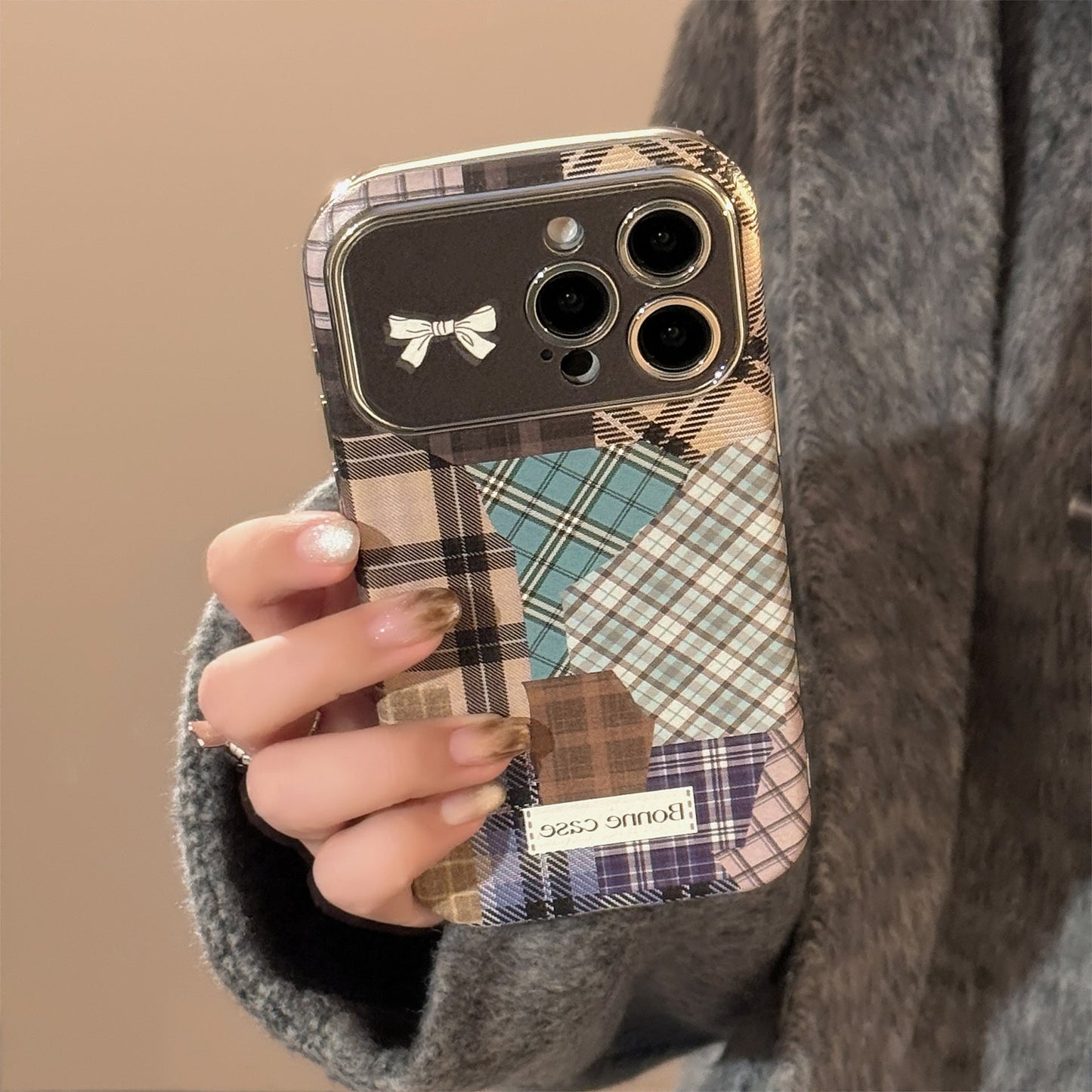 Retro plaid splicing cat 14 for 15promax mobile phone case Apple iphone16 three-dimensional 17 leather 13