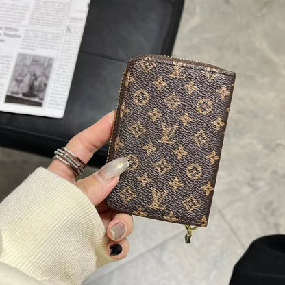 Luxusní kolekce Monogram Zipper Wallet – Lou, GG a BBR