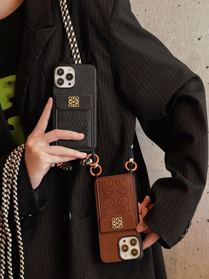 Loe iPhone-Hülle aus Leder mit Kartenhalter