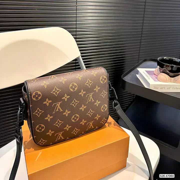Borsa di lusso in pelle di alta qualità con motivo monogramma