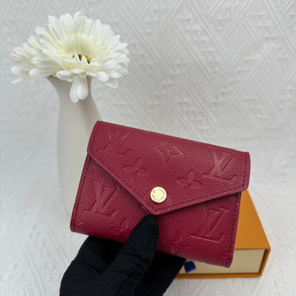 Carteira L-Luxurious Fashion – Sofisticada e Funcional