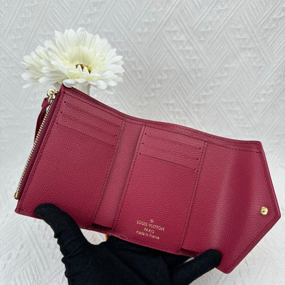 Carteira L-Luxurious Fashion – Sofisticada e Funcional