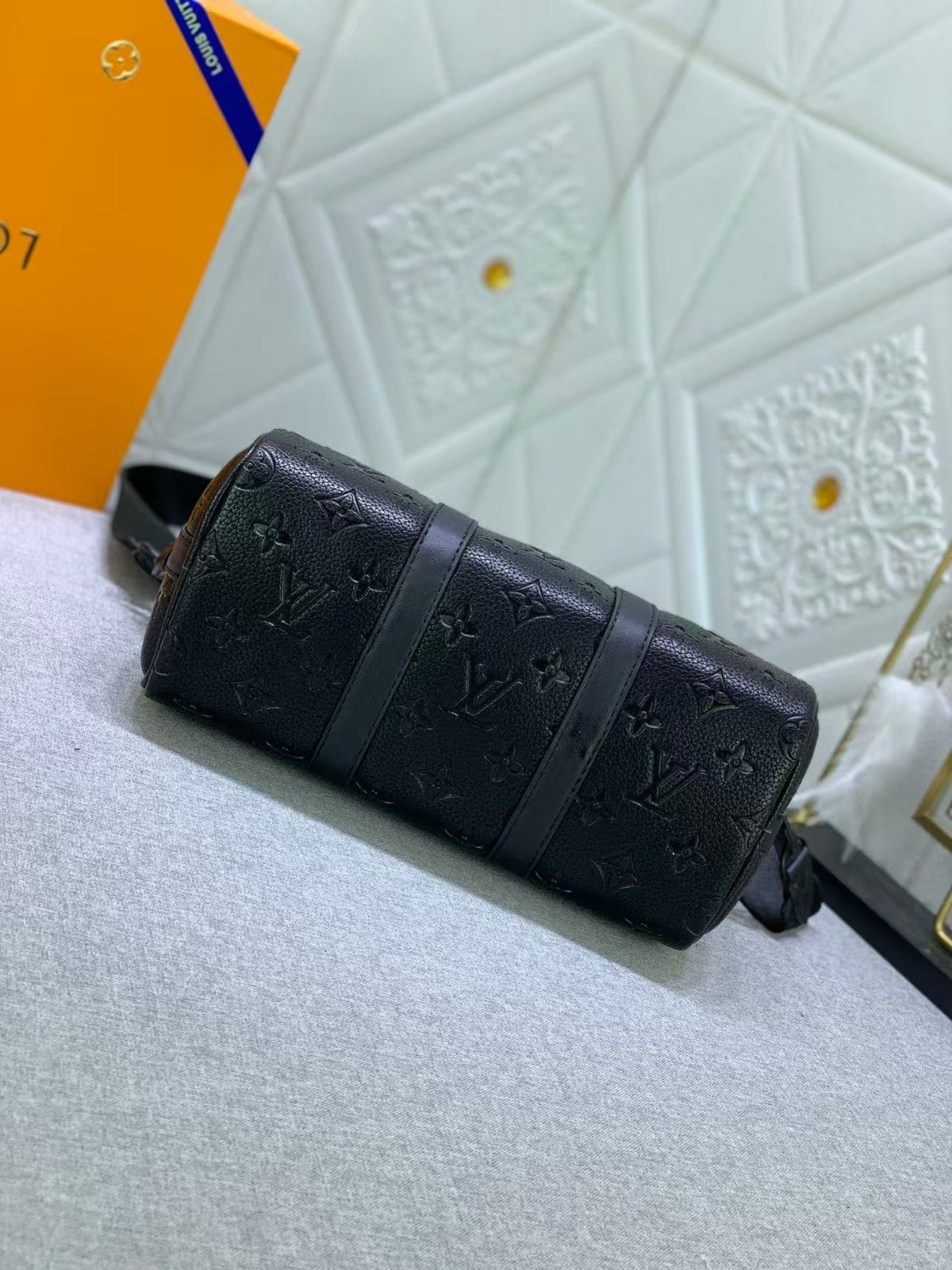 Lou Black Luxus-Ledertasche – Vielseitig, stilvoll & Funktional