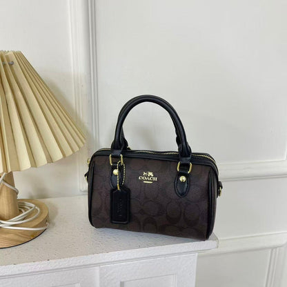 Klassische und stilvolle Handtasche