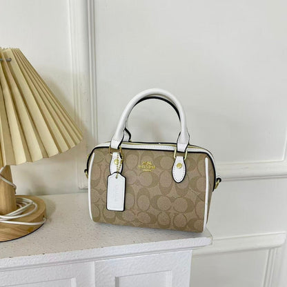 Klassische und stilvolle Handtasche