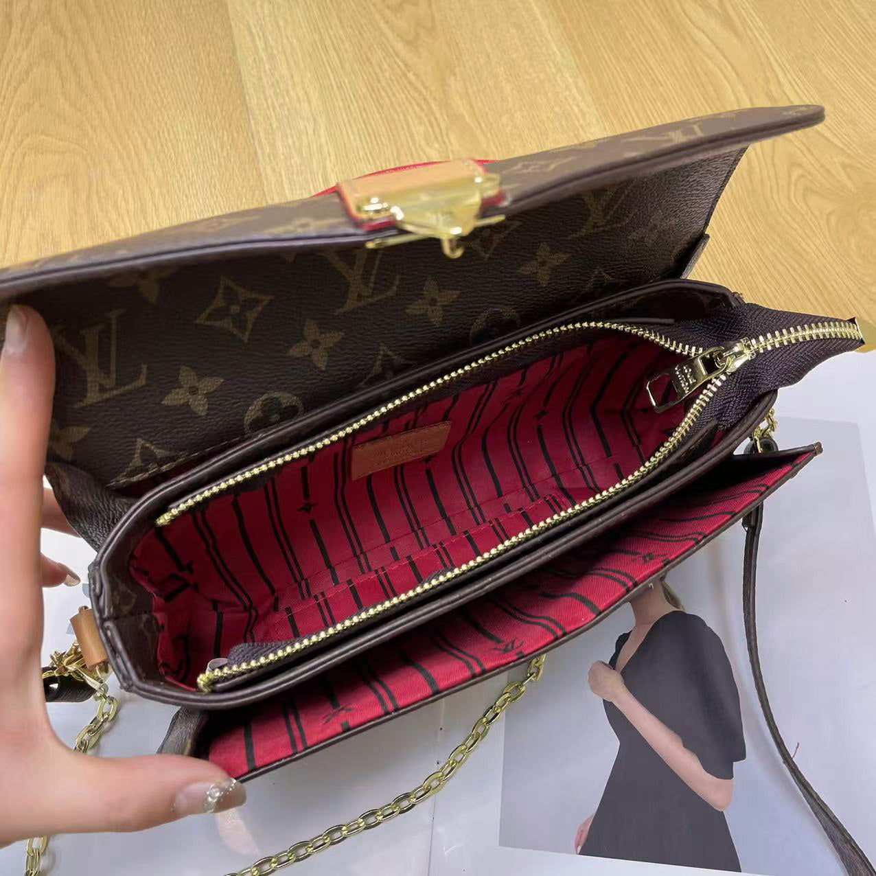 Bolsa de ombro com corrente vintage – design clássico de monograma