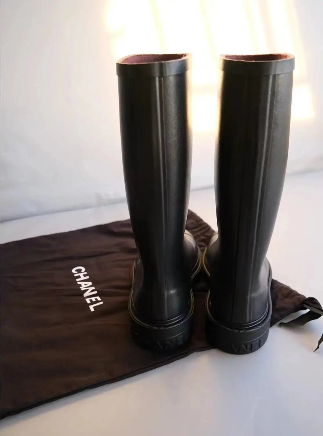 Elegante, klassische, wasserdichte, hohe Stiefel – zeitloser Stil & Komfort