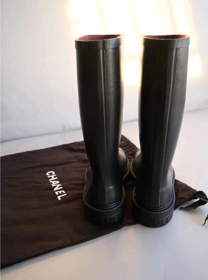 Elegante, klassische, wasserdichte, hohe Stiefel – zeitloser Stil & Komfort