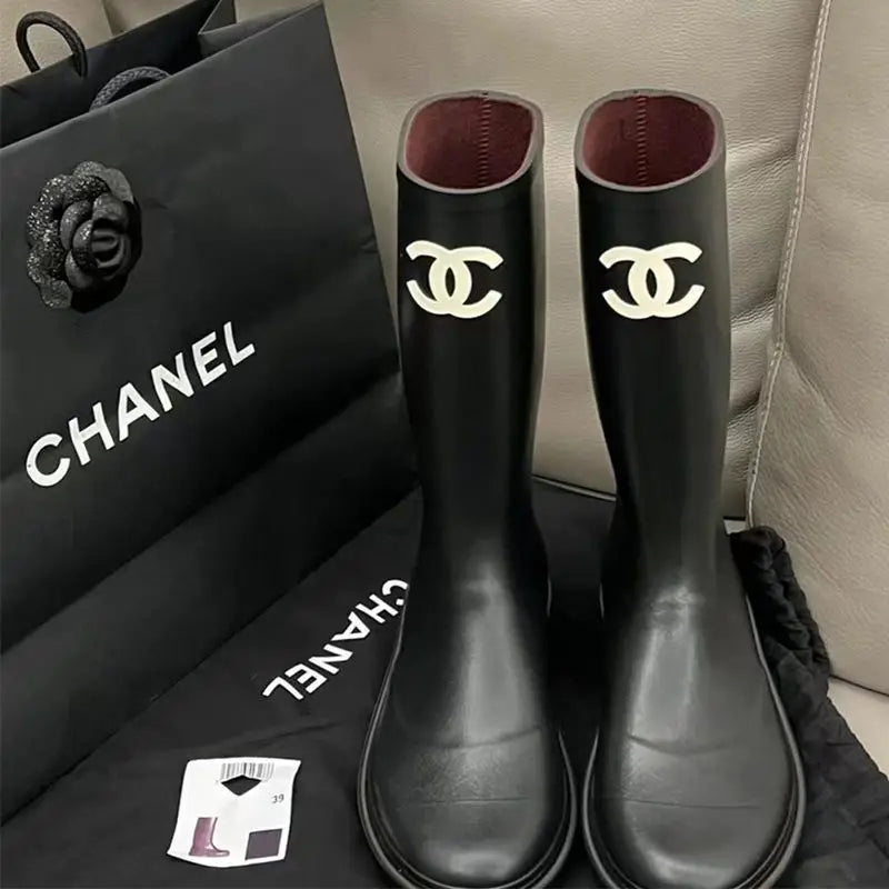 Elegante, klassische, wasserdichte, hohe Stiefel – zeitloser Stil & Komfort