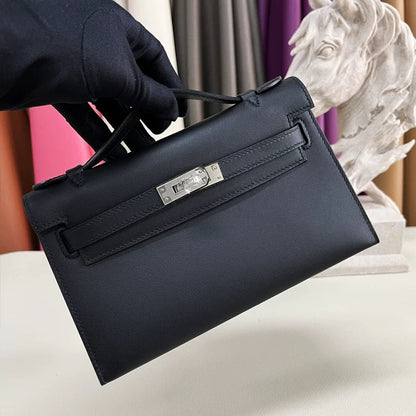 Zeitlose Henkeltasche 040
