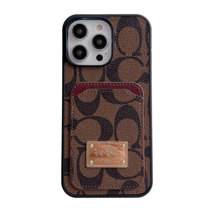 Skórzane etui na iPhone'a w klasycznej torbie na karty