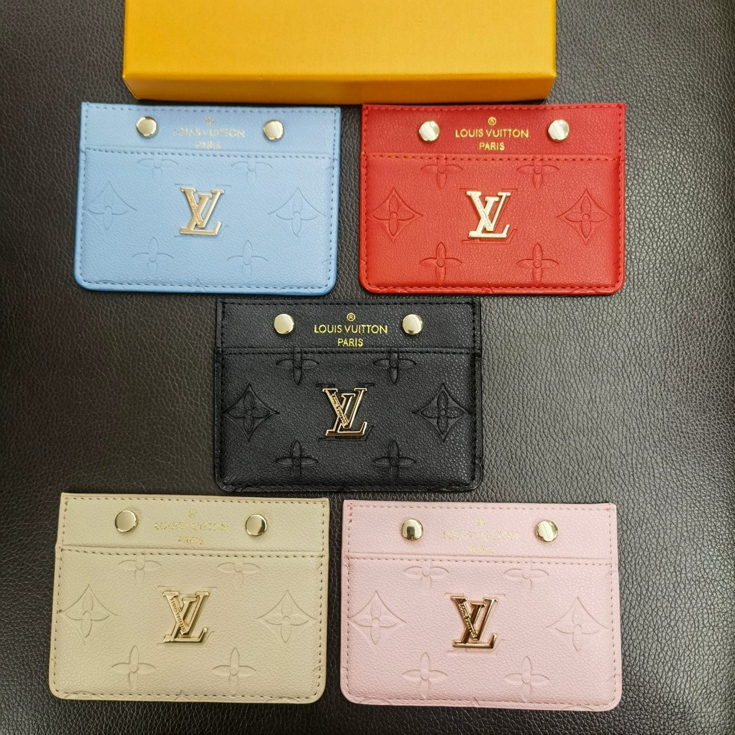 محفظة حامل بطاقات رفيعة من Lou Signature