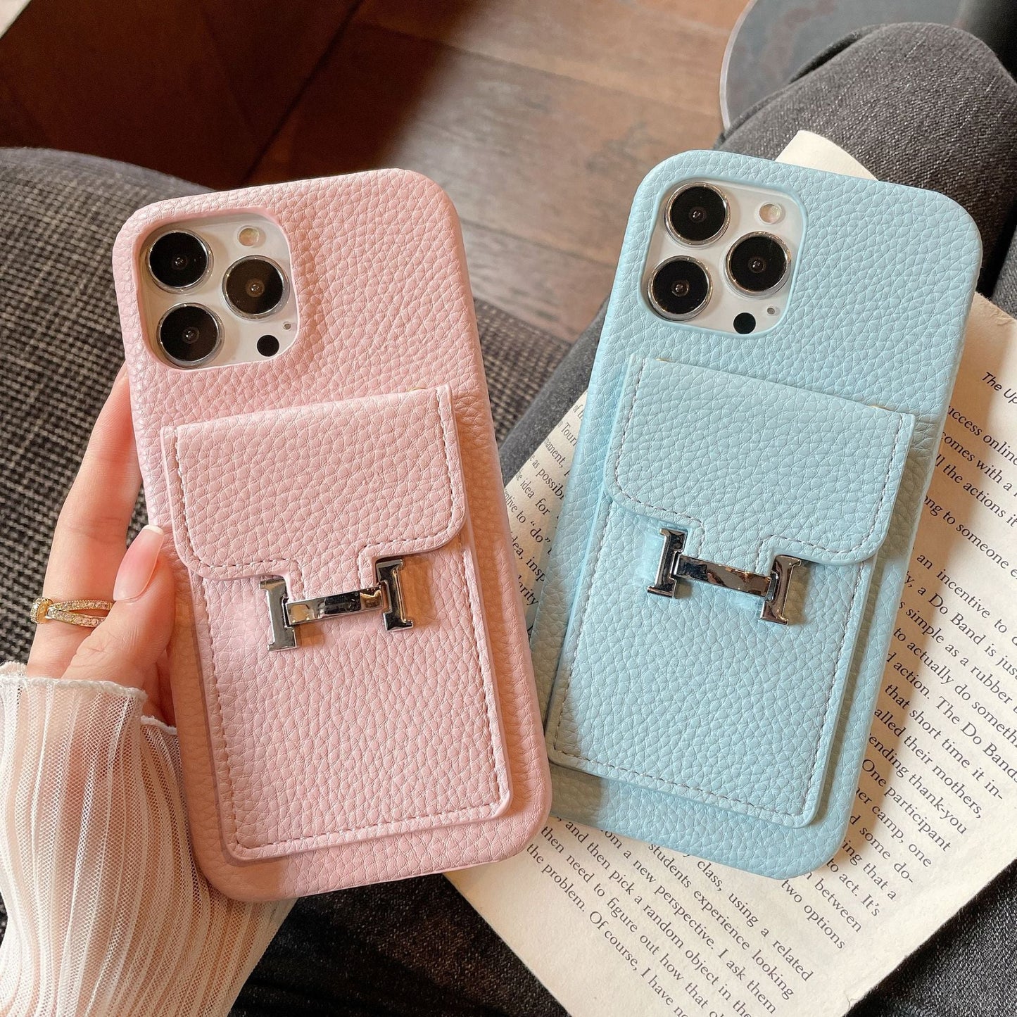 Étui pour iPhone en cuir avec porte-carte H