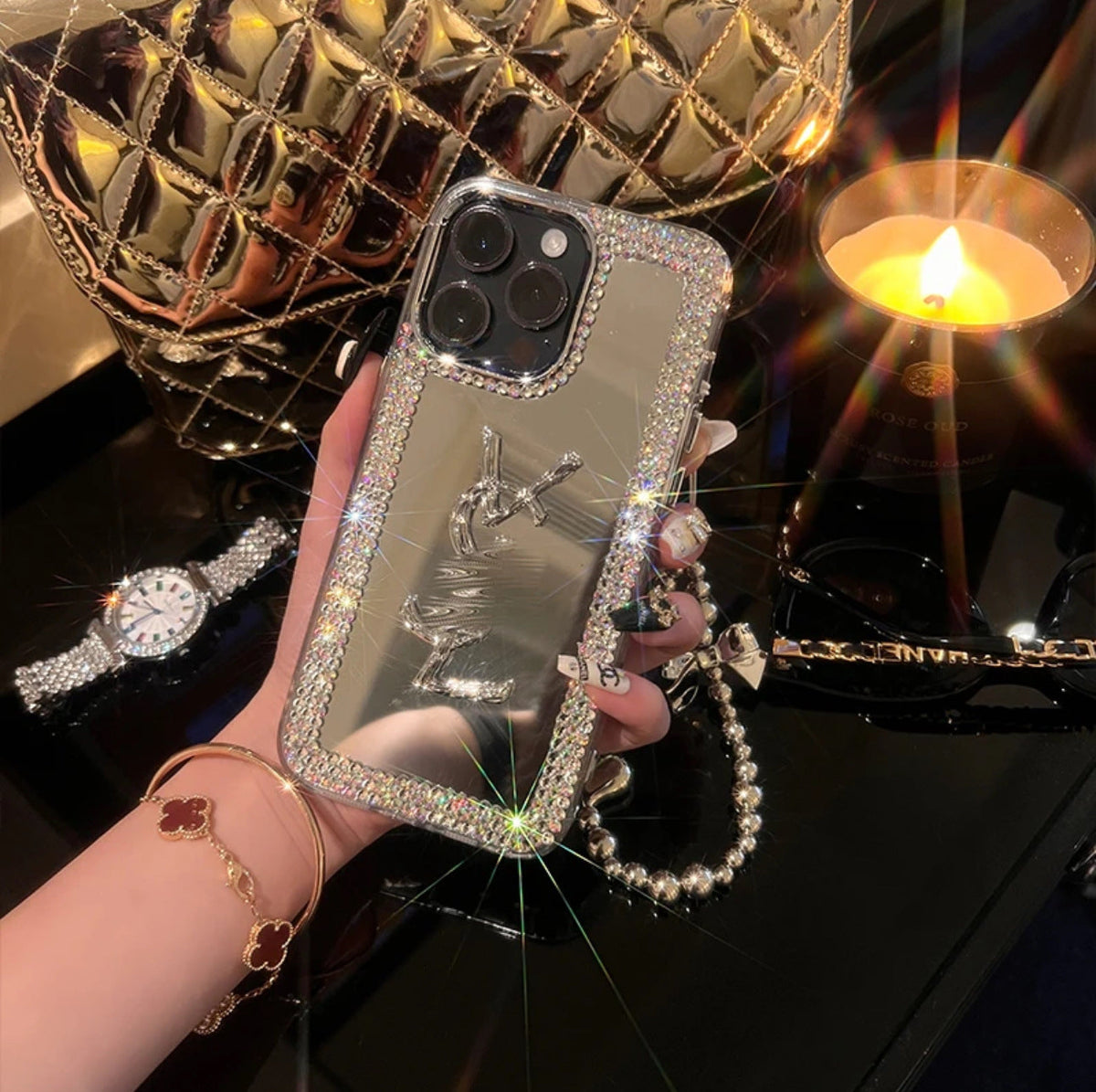 Custodia per iPhone con specchio di bellezza glamour – Trucco & Stile in movimento!