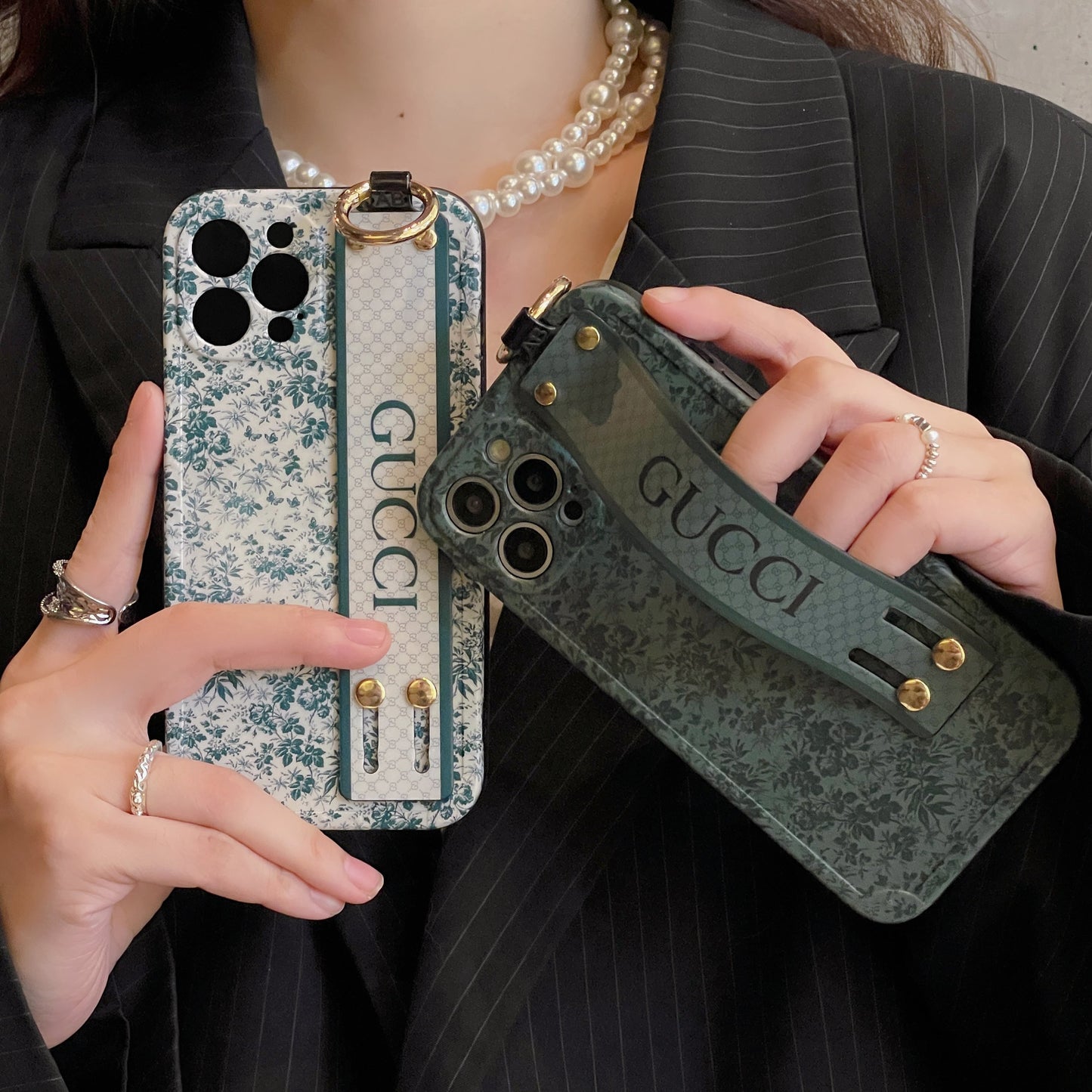 プレミアムリストバンドiPhoneケース