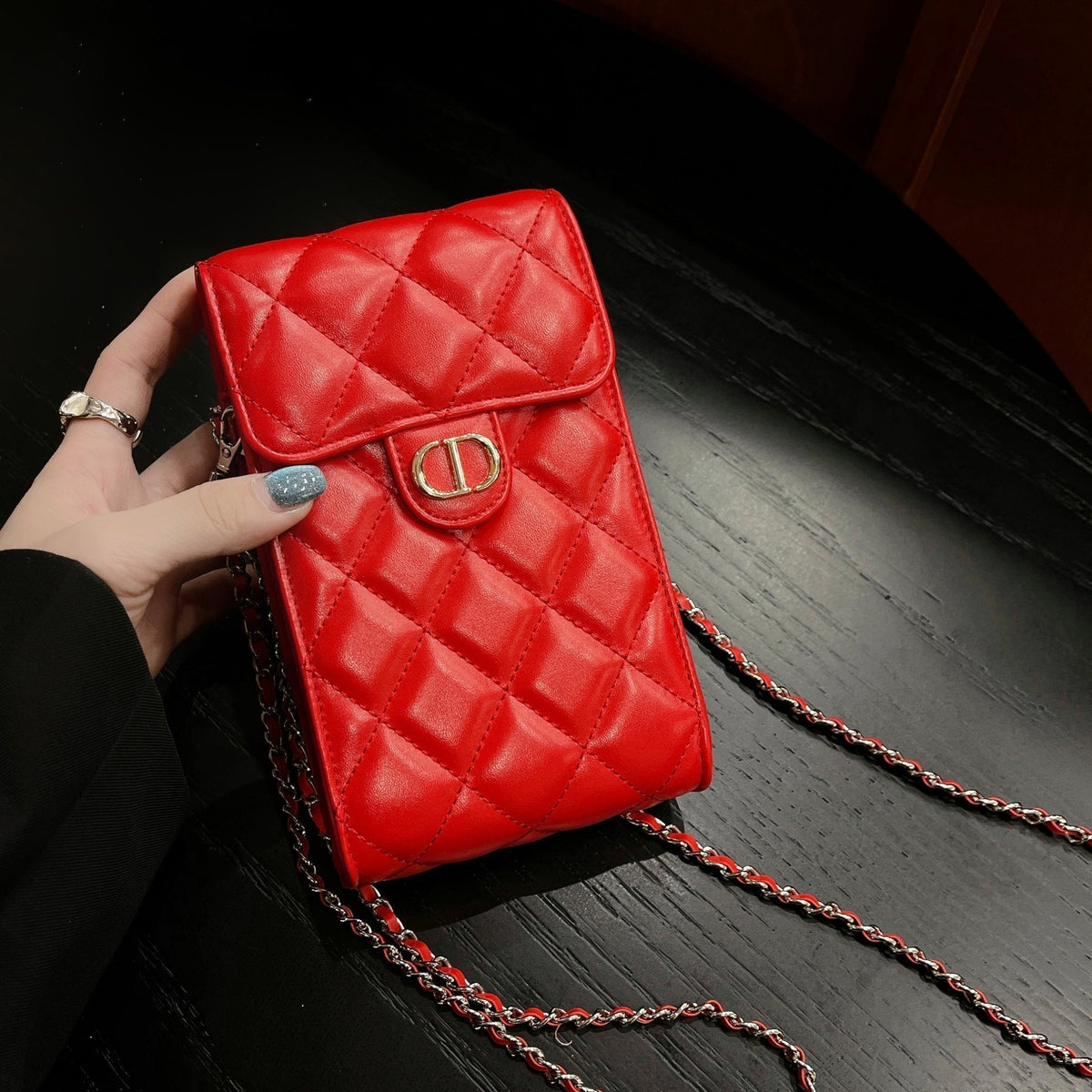 Crossbody kožená taška na telefón