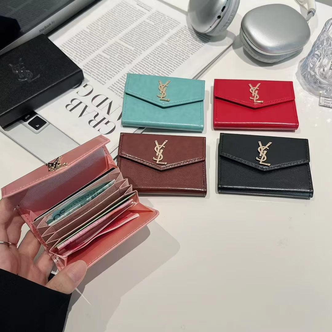 Sealbhóir Cárta Luxurious Clasaiceach