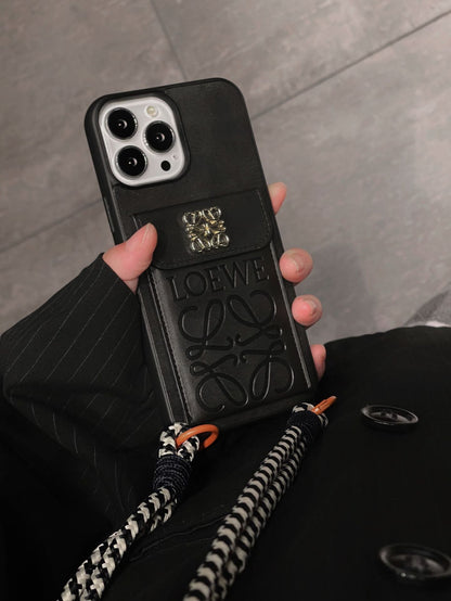 Loe iPhone-Hülle aus Leder mit Kartenhalter