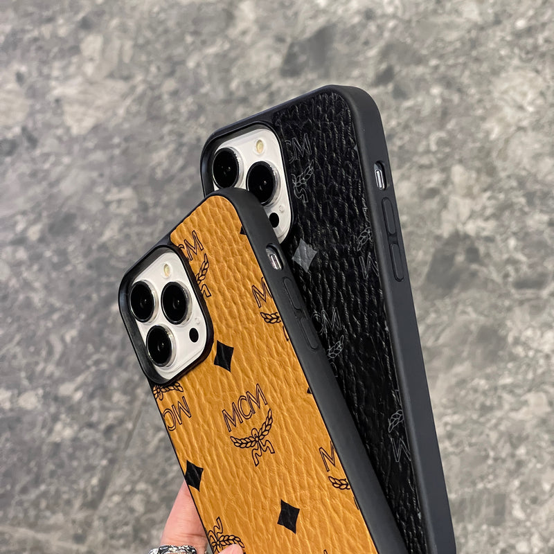 MCM iPhone Cás Dubh-MCK240603