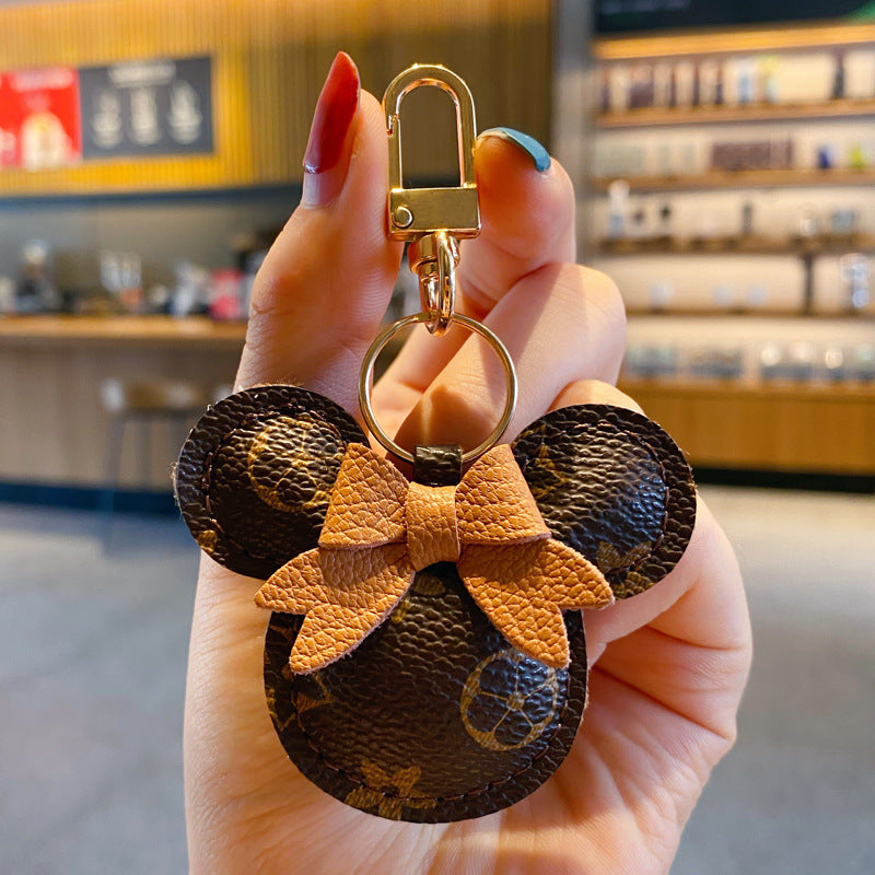Porte-clés Mickey de luxe – Faux cuir & Charme Pom en fourrure pour sac à main ou voiture