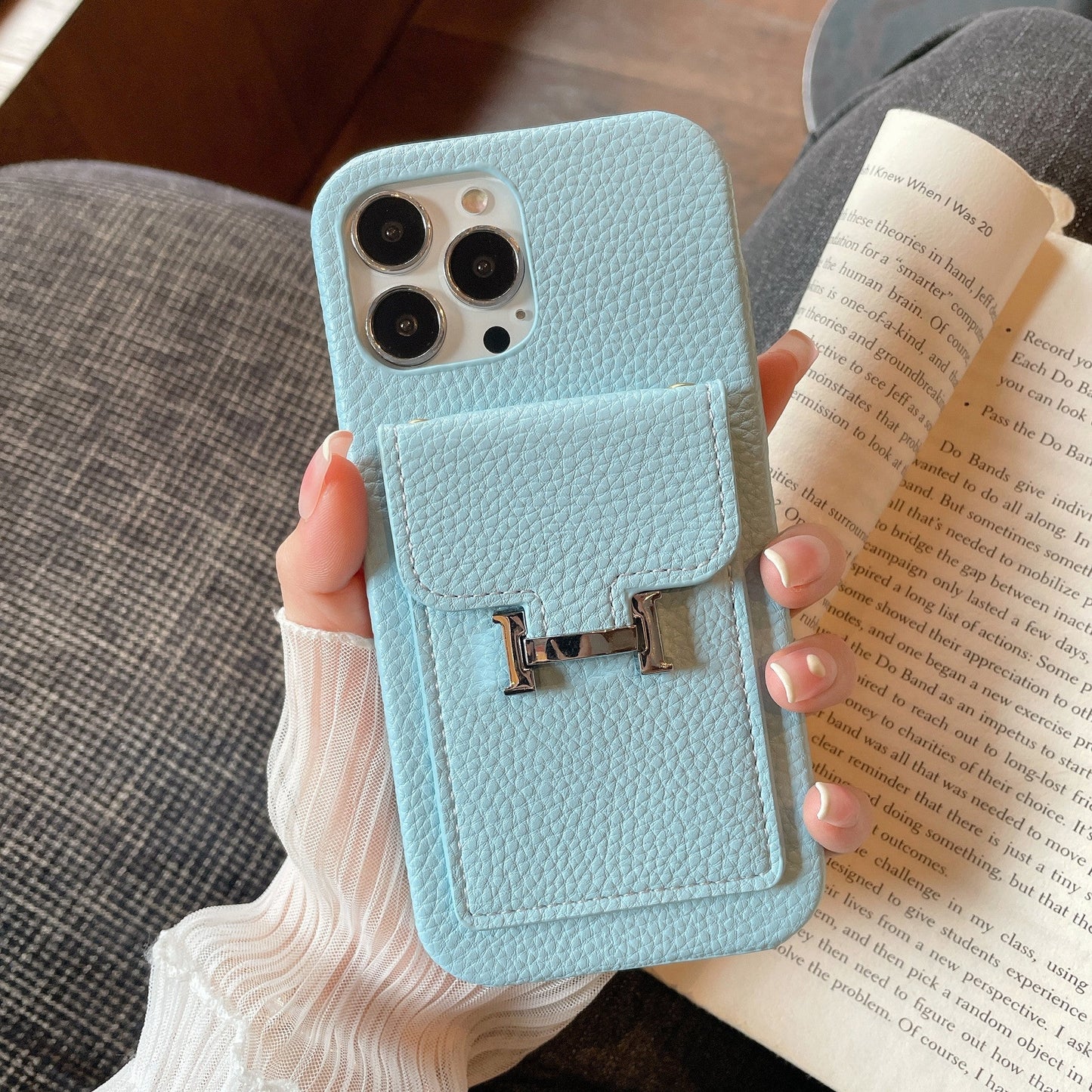 Étui pour iPhone en cuir avec porte-carte H