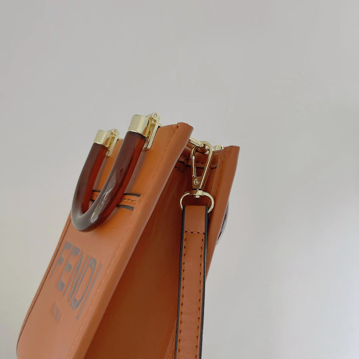 Sac fourre-tout classique avec bandoulière