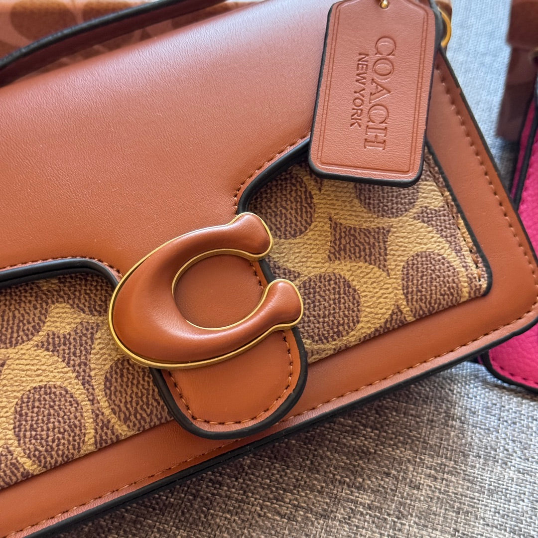 Leichte Luxus-Handtasche aus Leder