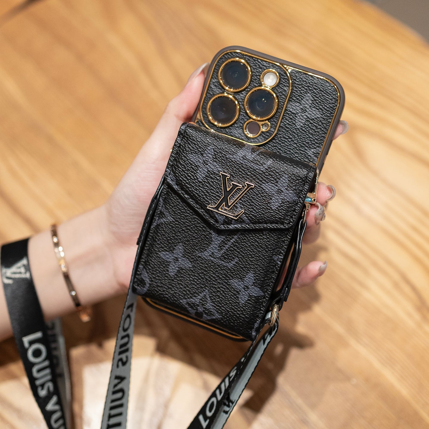 Étui pour iPhone avec porte-cartes de luxe classique