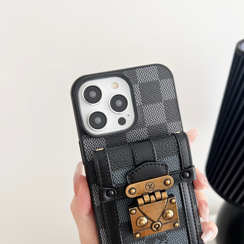 حافظة iPhone فاخرة باللون الأسود  &  باللون الأبيض