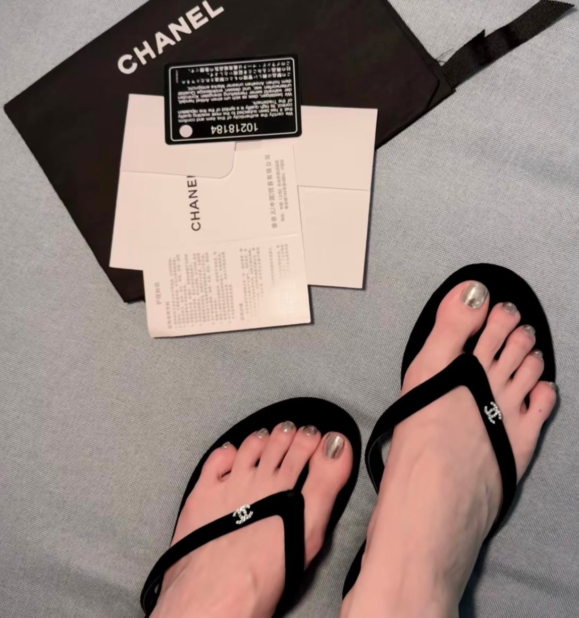👡 Schick &  Bequeme flache Flip-Flops
