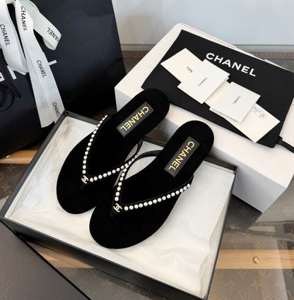 👡 Schick &  Bequeme flache Flip-Flops