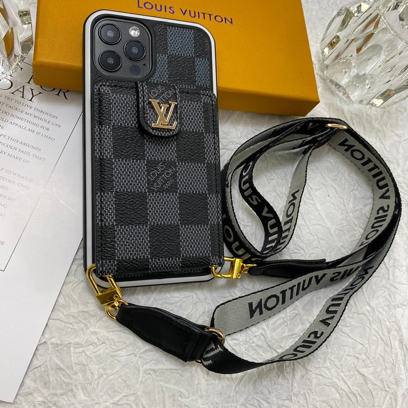 Luxuriöse iPhone-Hülle mit Kartentaschenkette