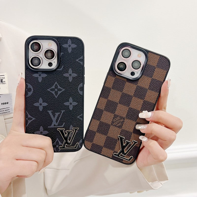 Étui pour iPhone en cuir avec logo noir de luxe