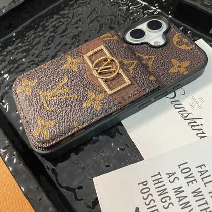 Luxusní pouzdro na karty se zlatým logem na iPhone