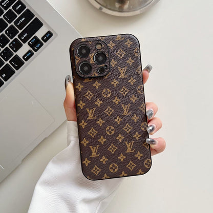 ラグジュアリーなクラシックカラーのレザーiPhoneケース