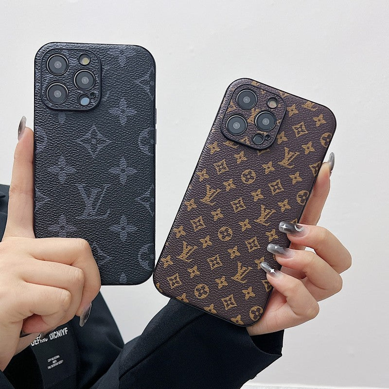 ラグジュアリーなクラシックカラーのレザーiPhoneケース