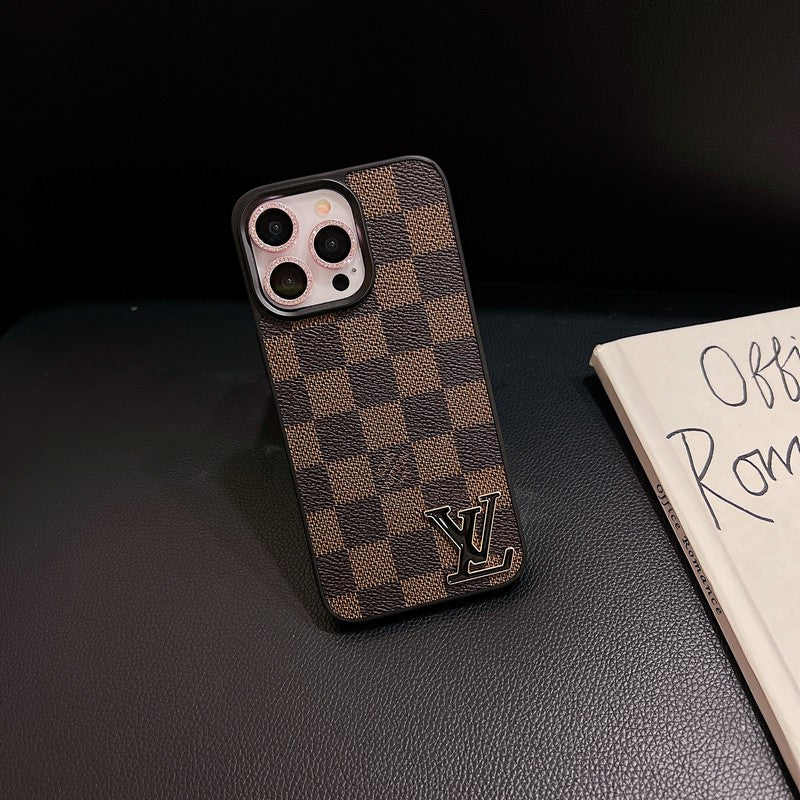 Étui pour iPhone en cuir avec logo noir de luxe
