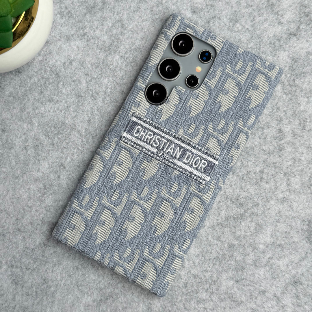 Capa luxuosa com design da marca C Dior para Samsung Galaxy