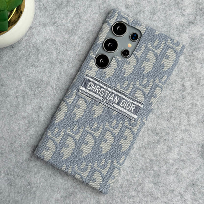 Capa luxuosa com design da marca C Dior para Samsung Galaxy