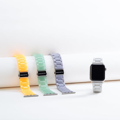 Řemínek Apple Watch ve světle šedé barvě