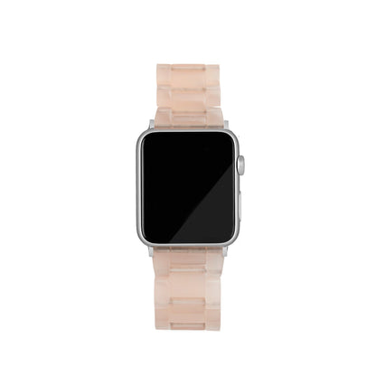 Řemínek Apple Watch ve světle růžové barvě