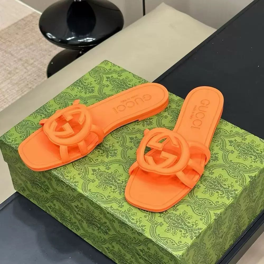Minimal Luxe Double G Logo Slides – Schicke flache Sandalen für den Alltag