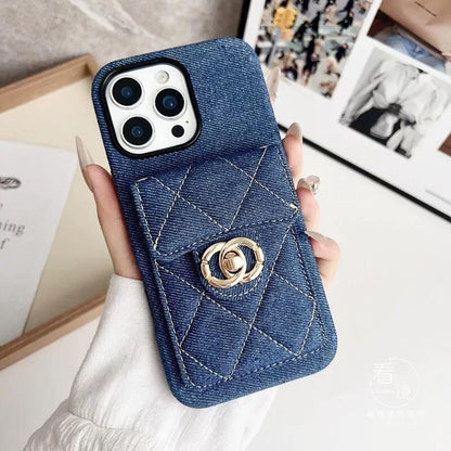 Prošívané pouzdro na iPhone Crossbody s řetízkovým popruhem & Kapsa na kartu