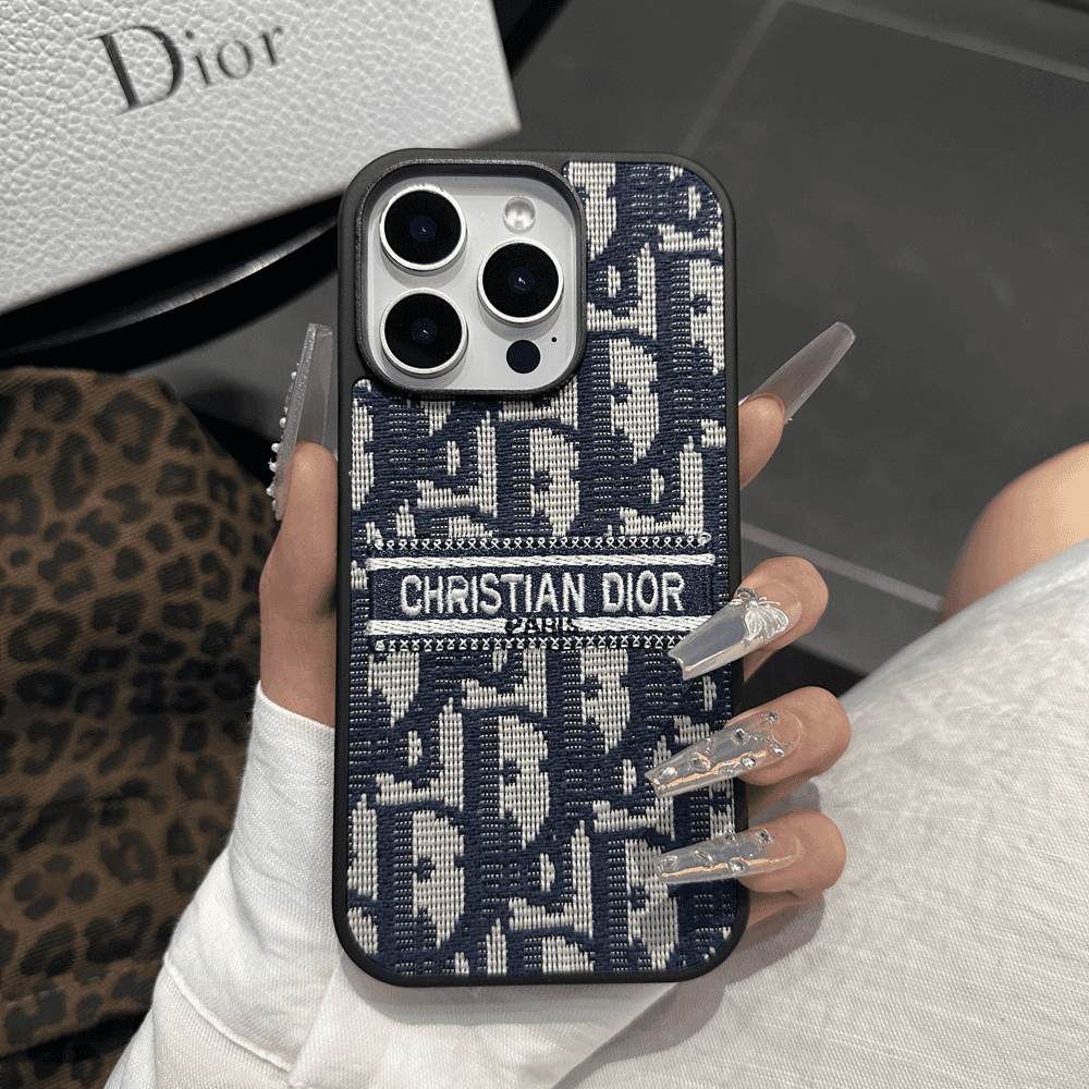 Cás iPhone Fabraic Dearthóir-spreagtha le Mionsonraí Bróidnithe