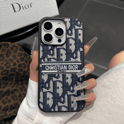 Cás iPhone Fabraic Dearthóir-spreagtha le Mionsonraí Bróidnithe