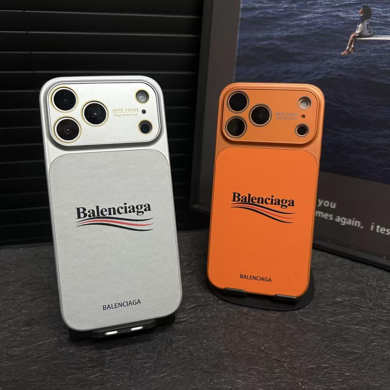 Balenciaga-Inspired Neamhlonrach Cás iPhone Cosanta le Cosaint Lionsa Iomlán