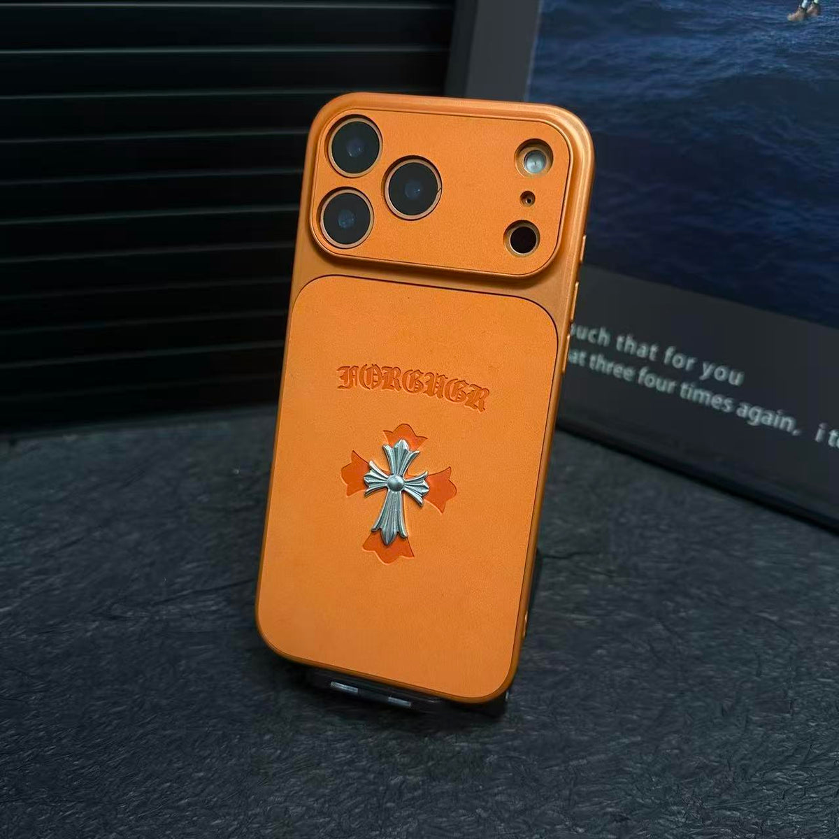 クロムハーツ クロスレザーiPhoneケース