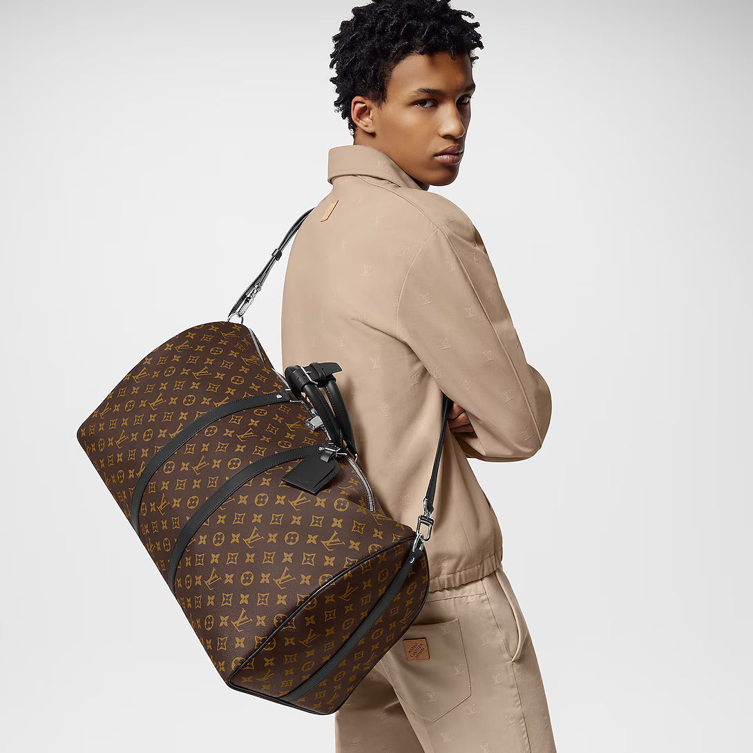 Torba podróżna L-Luxury z monogramem – elegancja w podróży
